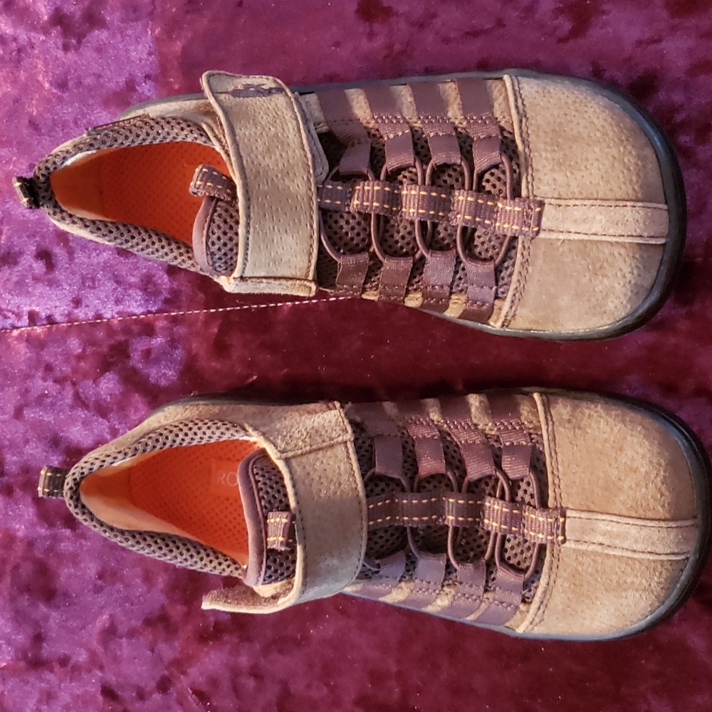 Rocket Dog Girls Nubuck Brown Shoes